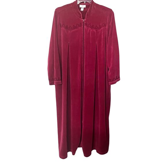 CABERNET WOMAN LONG SLEEVE FULL-LENGTH FLANNEL ROBE, WOMANS, 1X, BURGUNDY - Picture 1 of 12